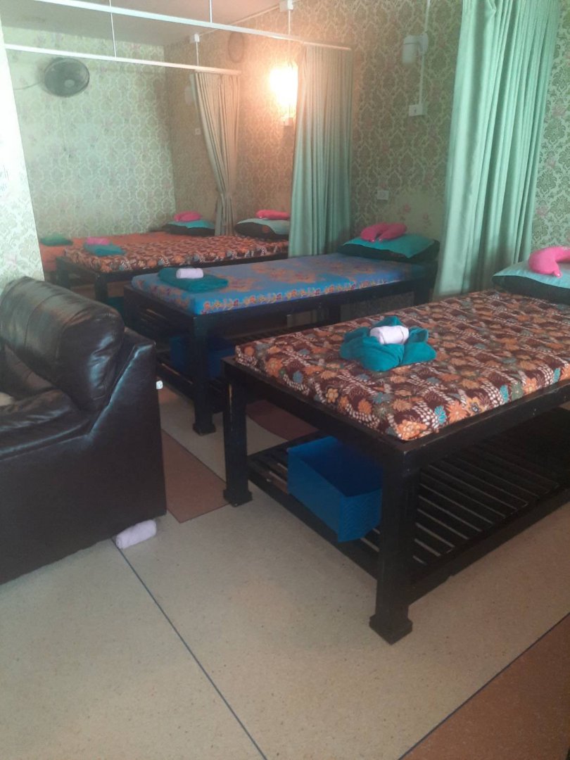 ปล่อยเซ้งร้านนวด ถนนสายกอ