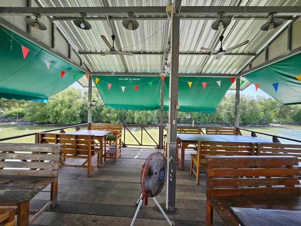 ปล่อยเซ้งร้านอาหาร พิกัด บางขุนเทียน-เทียนทะเล (ริมคลอง บรรยากาศดี)