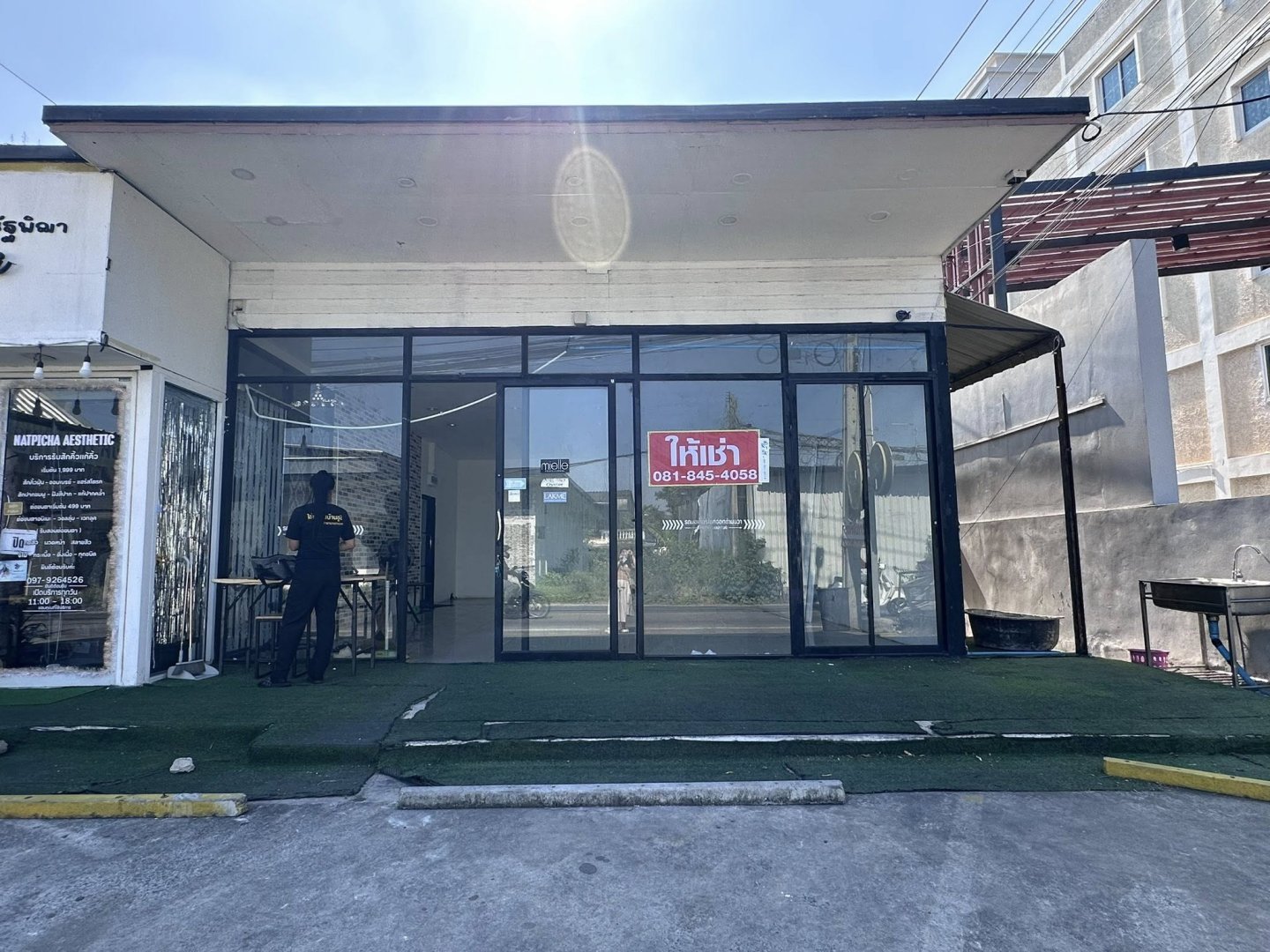 ให้เช่า อาคารหน้ากว้าง 6.5 ลึก 9.5 เมตร อยู่บนถนนบางกรวย-ไทรน้อย