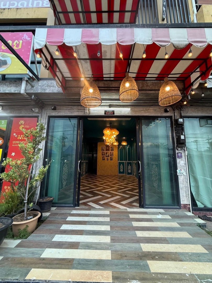 ให้เช่าทาวน์โฮม 3 ชั้น ฟอร์นิเจอครบ หิ้วกระเป๋าเข้าอยู่ได้เลย