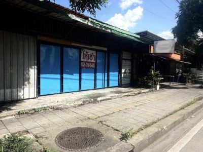 ประกาศให้เช่าพื้นที่ ล็อคติดถนนใหญ่ (ถ.นิมิตรใหม่ มีนบุรี)