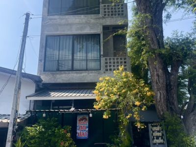 ปล่อยเช่าอาคาร/ตึก 3 ชั้น (เหมาะสำหรับทำกิจการ) ต่อเติม-รีโนเวทได้