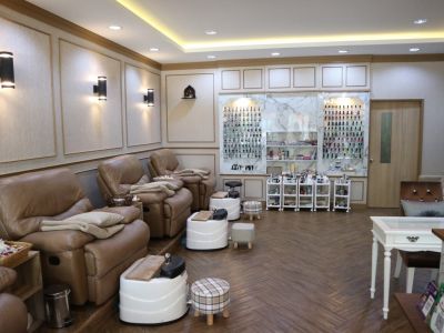 เซ้งร้านทำเล็บ พร้อมอุปกรณ์ ในบางนา