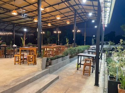 ให้เช่าอาคารสำหรับทำร้านอาหาร  หรือทำกิจการอื่นๆได้ ติดปากซอยหทัยราษฏร์ 37