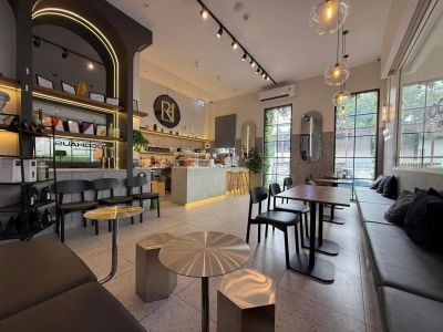 ร้านคาเฟ่และบาร์ในอารีย์ อยู่ในพื้นที่ของโรงแรม