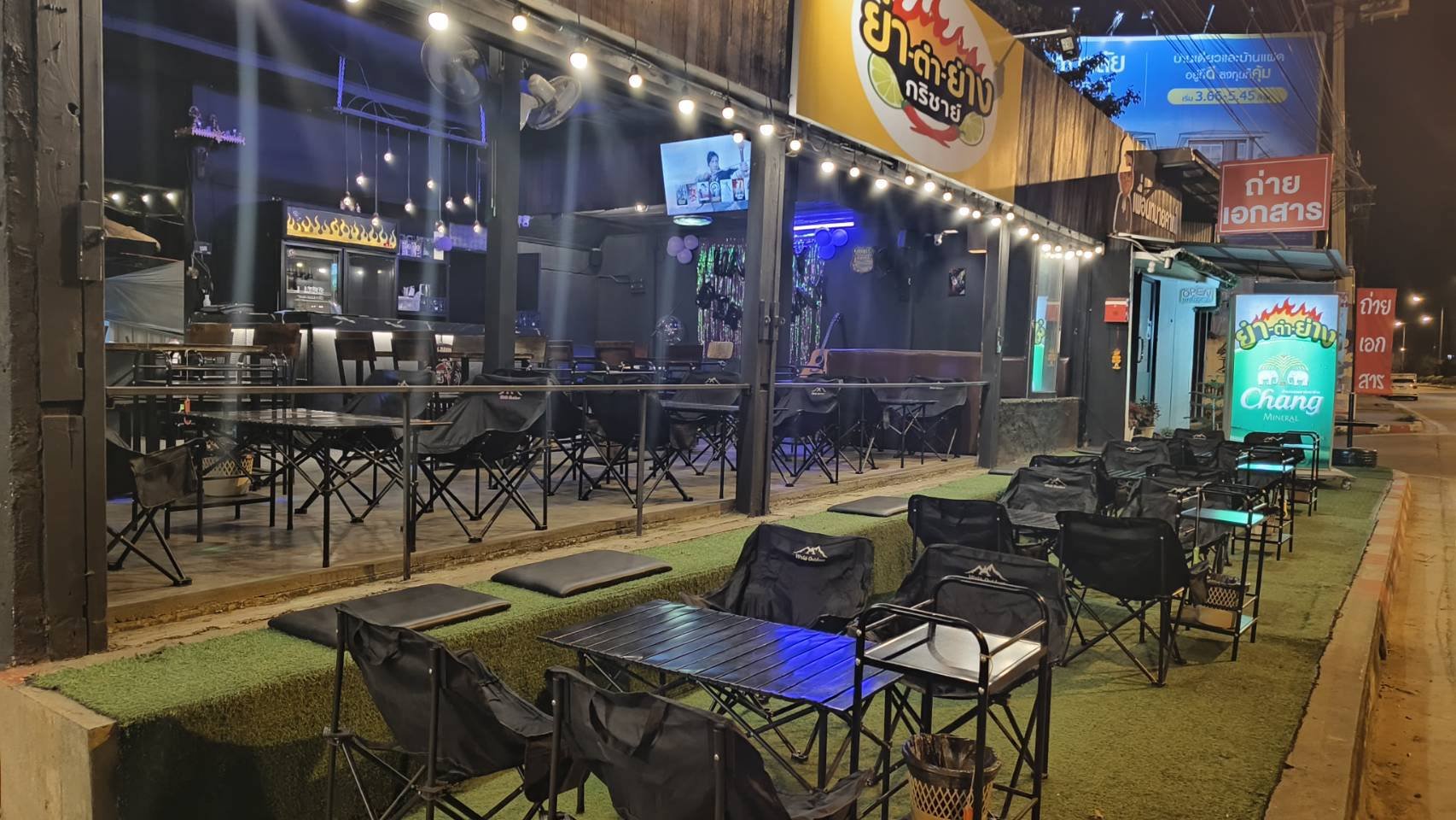 เซ้งร้าน ยำ ตำ ย่าง (หน้าหมู่บ้านสุขิโต) ศาลากลาง เชียงใหม่