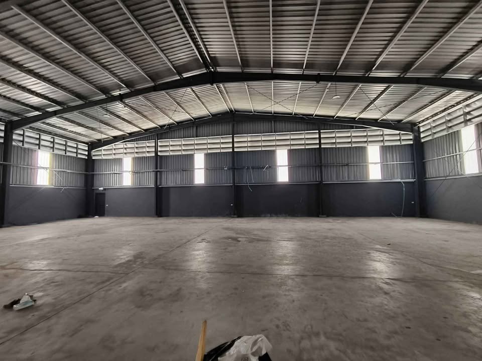 อาคารโรงงานพร้อมสำนักงาน 2 ชั้นในตัว ใกล้นิคมสหพัฒน์ และท่าเรือแหลมฉบัง