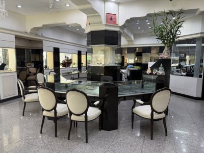 เซ้งร้าน อยู่ชั้น 1 ติดถนนพาหุรัด พร้อมดำเนินธุรกิจทันที