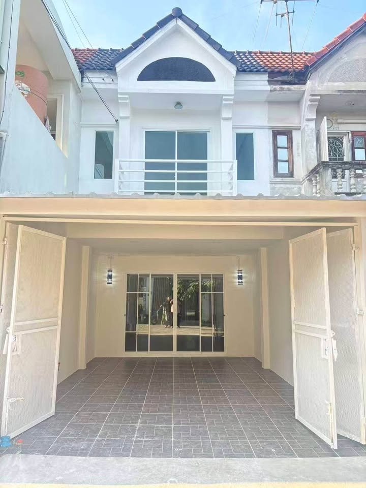 ขายทาวน์เฮาส์ หมู่บ้านสุขสันต์6 ซอย 55