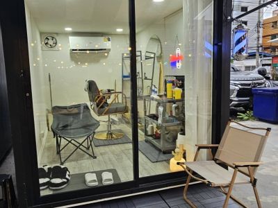 เซ้งร้านตัดผมชาย ตลาดแจ่มจันทร์ ใต้ BTS เทพารักษ์เลย