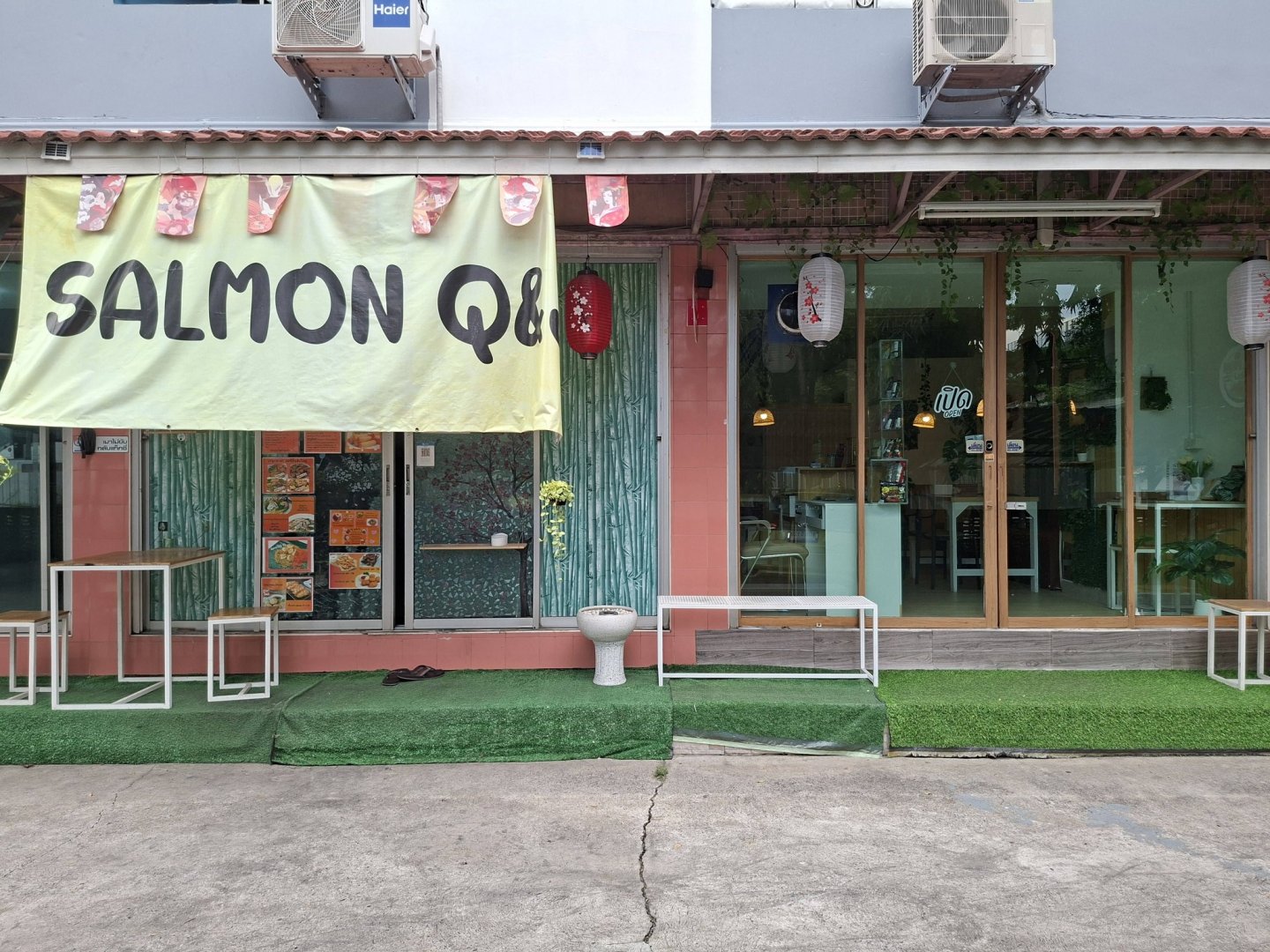 เซ้งร้านค่ะ เป็นร้าน 2 ล็อต มีครัว ที่นอน พิกัด สุขุมวิท 119