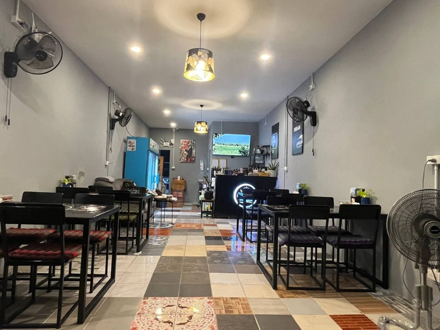 เซ้งร้านอาหาร พิกัด เขาพระตำหนัก