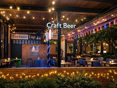 เซ้งร้านอาหาร & Craft Beer Bar ทำเลทอง RCA – พร้อมพงษ์ 曼谷黄金地段精酿啤酒餐厅酒吧转让   靠近RCA