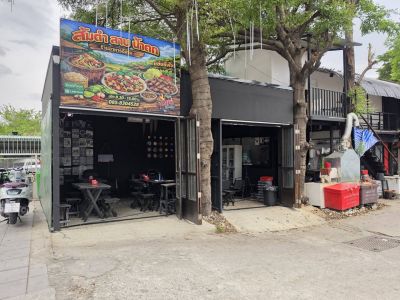 เซ้งร้านอาหาร พร้อมโครงสร้างครบ ติดถนนศรีนครินทร์