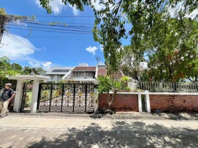 ขายบ้านเดี่ยว 209 ตร.ว. ซอย รัชดานิเวศน์ 22