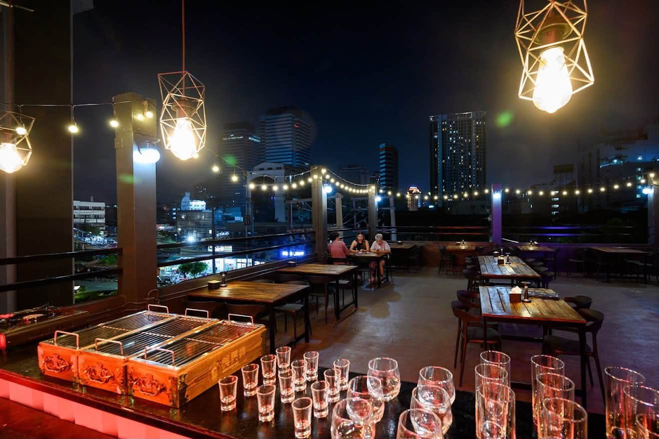 เซ้งกิจการร้านอาหาร+นั่งชิลล์ สุทธิสาร