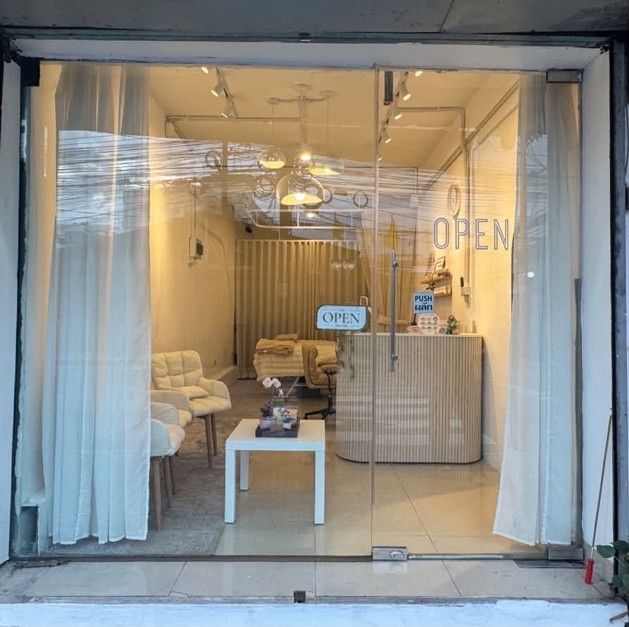 ประกาศเซ้งร้านต่อขนตา ทำเล็บ นวดหน้า(มือ) พิกัด ซอยสุขุมวิท 42 (BTSสถานีเอกมัย)