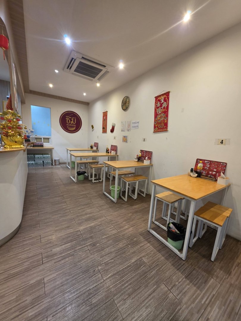 เซ้งร้านอาหาร พิกัด อยู่ในปั๊มเชลล์กาญจนาภิเษก (ตรงข้ามห้างเดอะพาซิโอ พาร์ค กาญจนาภิเษก)