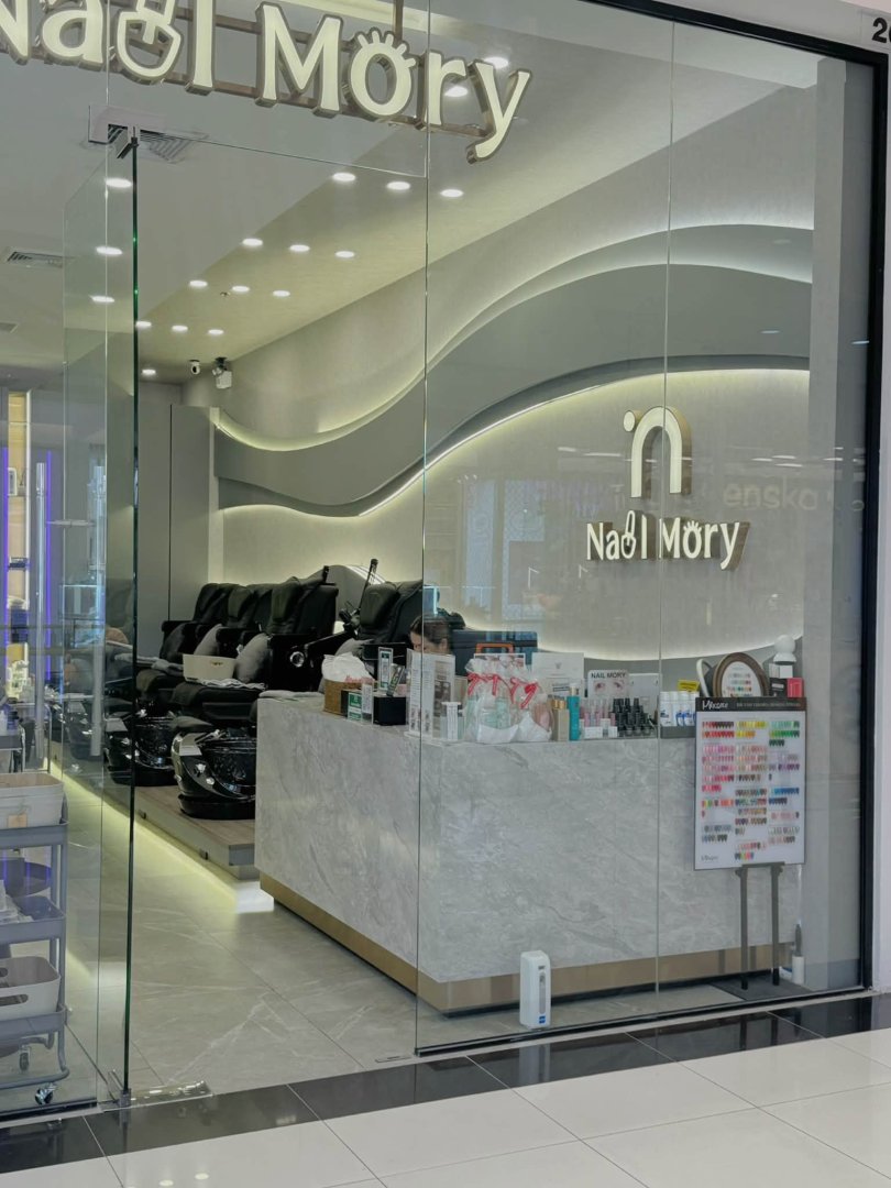 เซ้งกิจการร้านเล็บ ต่อขนตา และสปา พิกัด ห้างแฟชั่นไอส์แลนด์ ชั้น 2
