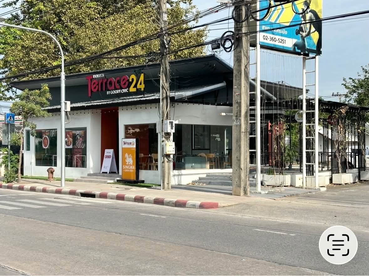 ให้เช่าร้านอาหารสไตล์คาเฟ่ ติดถนนฉลองกรุง ปากซอยฉลองกรุง 24