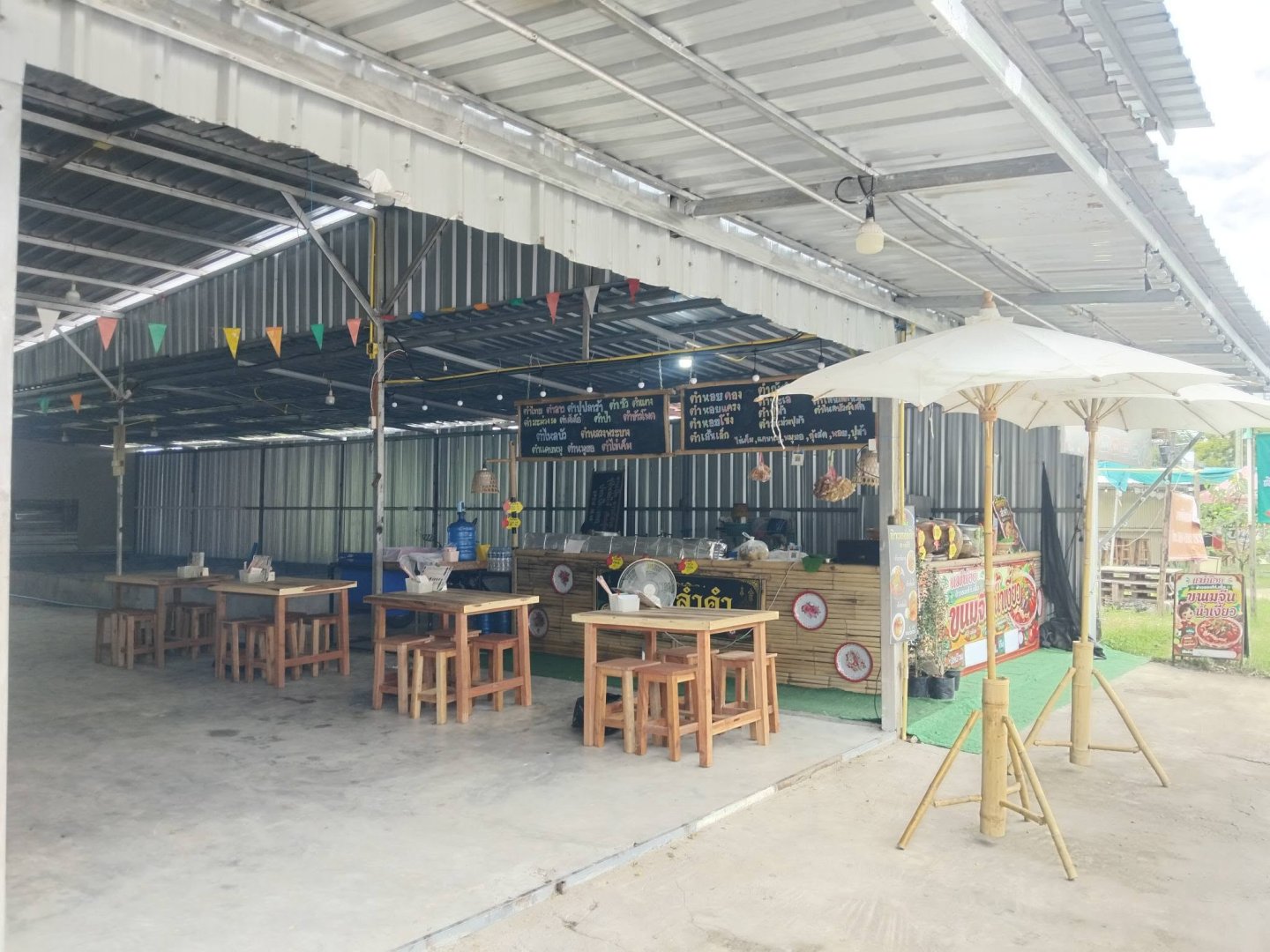 เซ้งร้านส้มตำข้าวซอยขนมจีนน้ำเงี้ยว พิกัด แม่โจ้ซอยวัดมงคลเศรษฐี